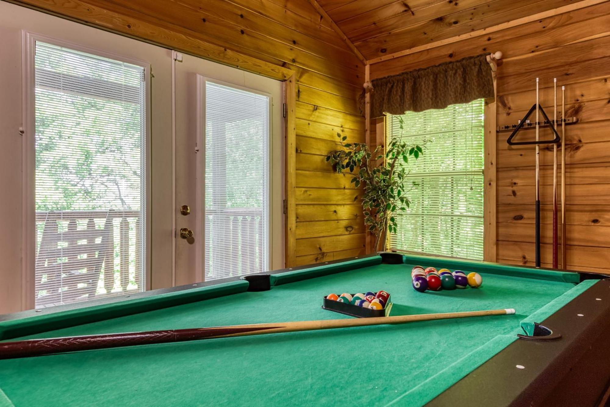 Suite Sensations, Hot Tub, Pool Table, 1089 Free Tickets Each Paid Day, Dollywood And More Pigeon Forge Ngoại thất bức ảnh