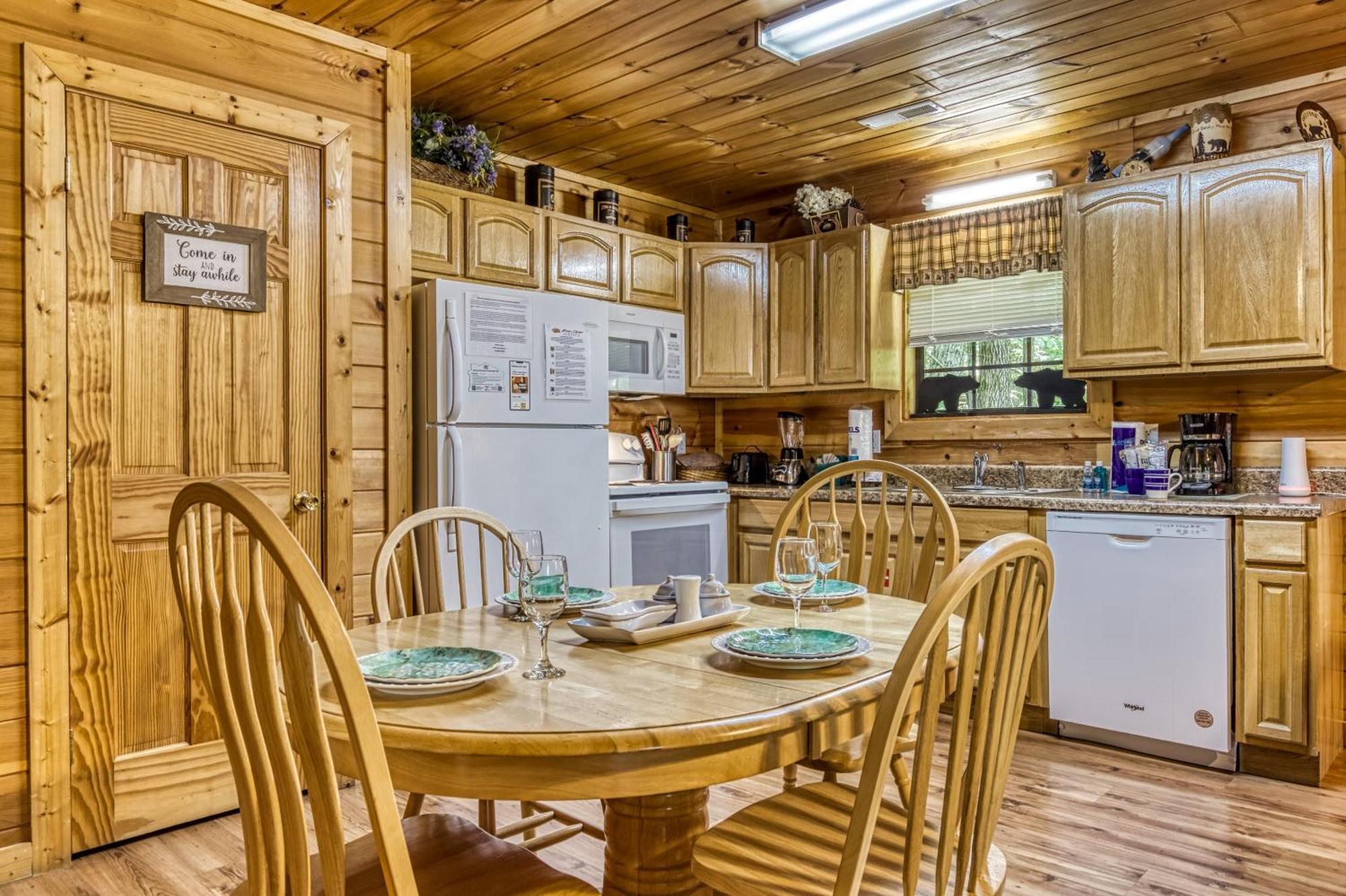 Suite Sensations, Hot Tub, Pool Table, 1089 Free Tickets Each Paid Day, Dollywood And More Pigeon Forge Ngoại thất bức ảnh