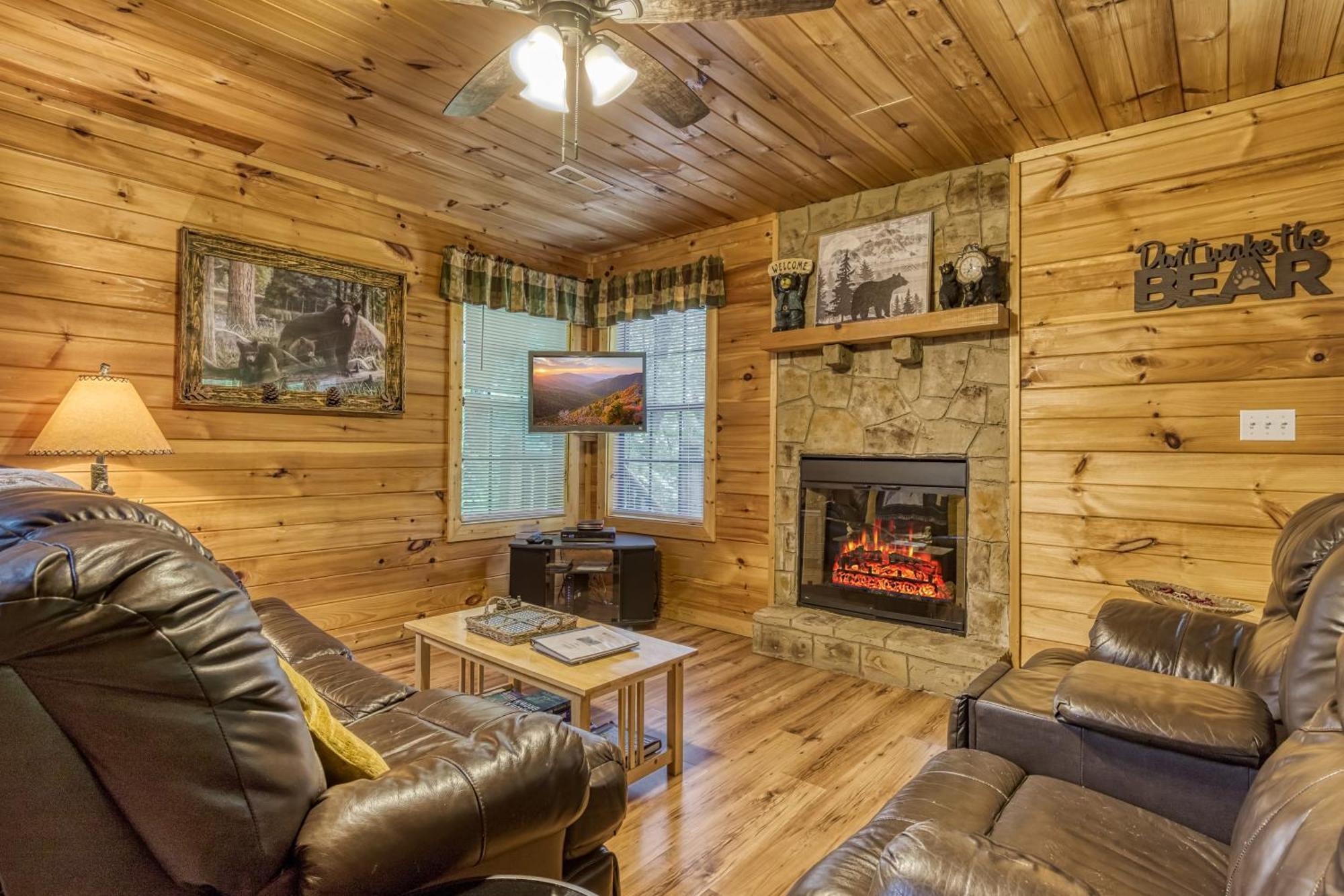Suite Sensations, Hot Tub, Pool Table, 1089 Free Tickets Each Paid Day, Dollywood And More Pigeon Forge Ngoại thất bức ảnh