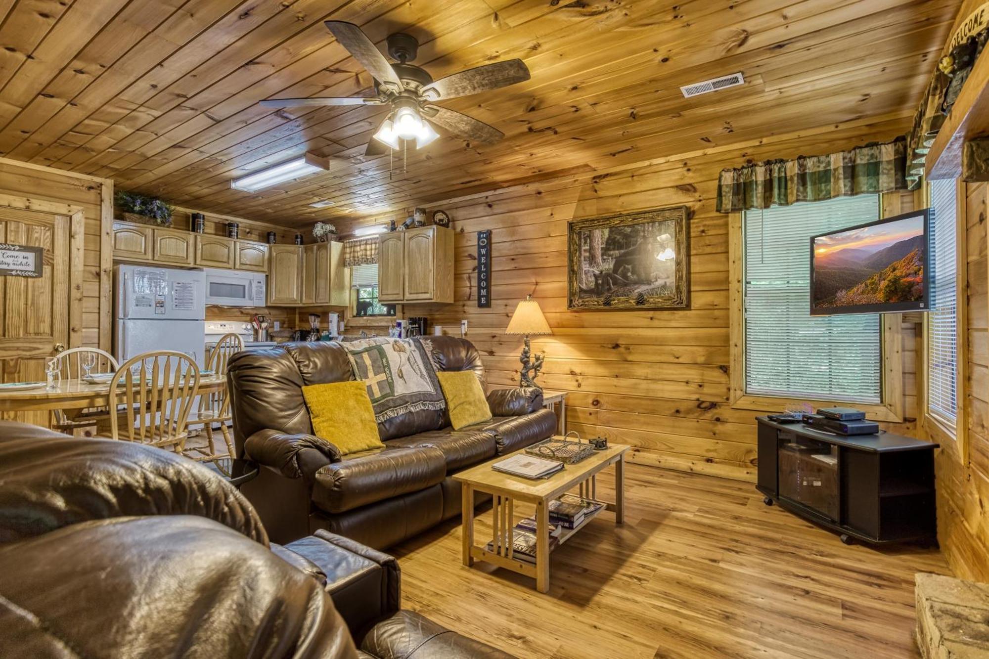 Suite Sensations, Hot Tub, Pool Table, 1089 Free Tickets Each Paid Day, Dollywood And More Pigeon Forge Ngoại thất bức ảnh